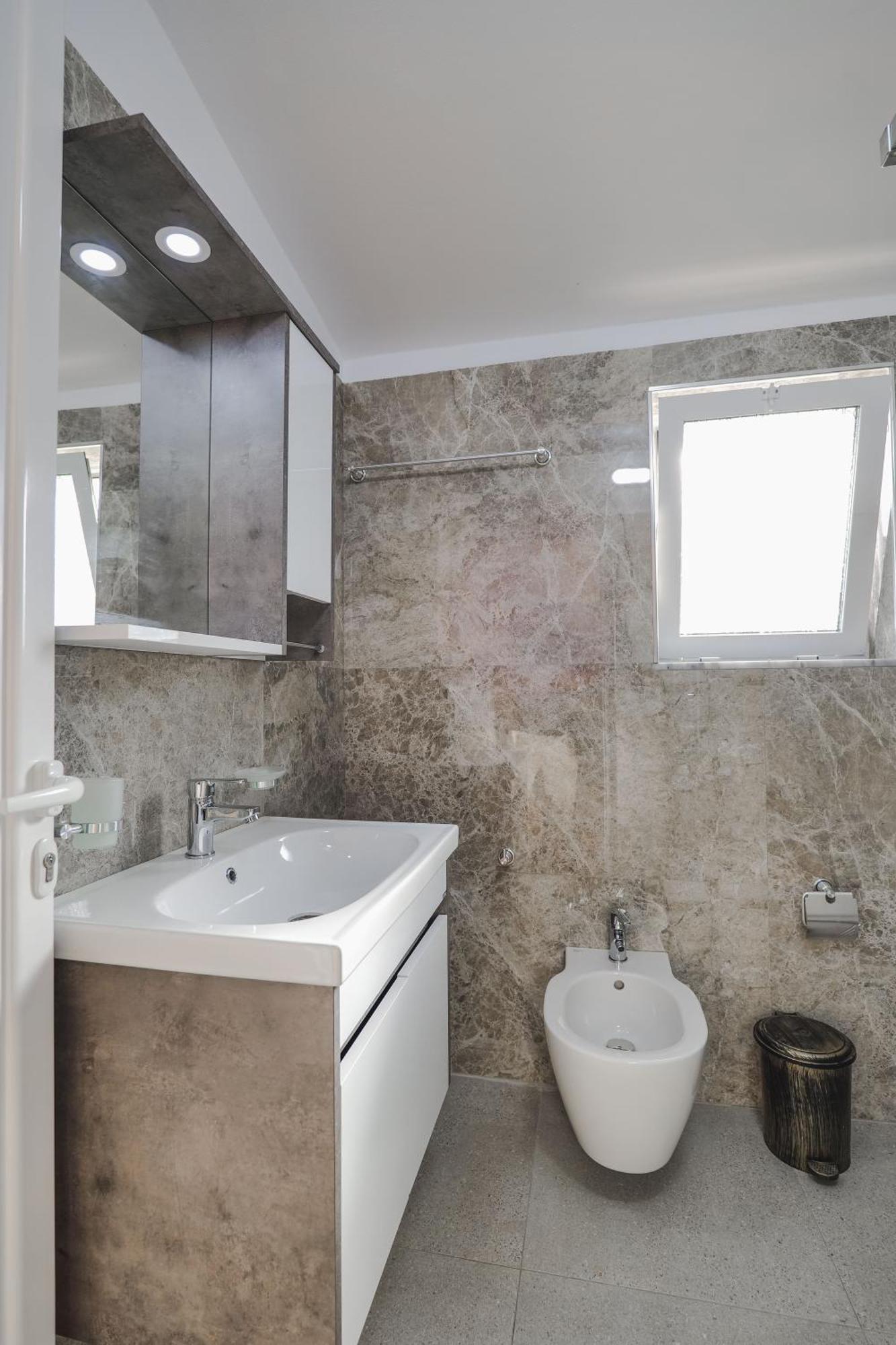 Apartament Luka Saranda